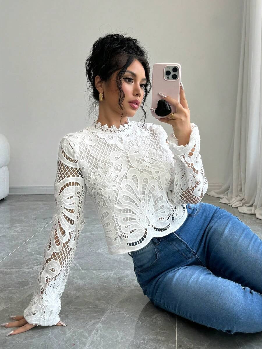 Elegant Lace Cropped Fall Shirt