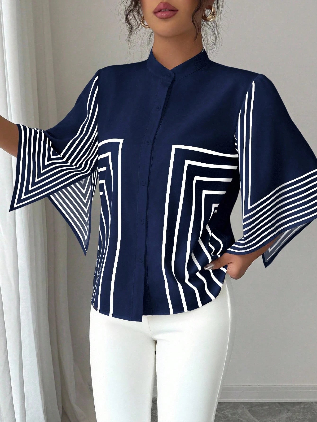 Geometric Print Asymmetrical Sleeve Blouse