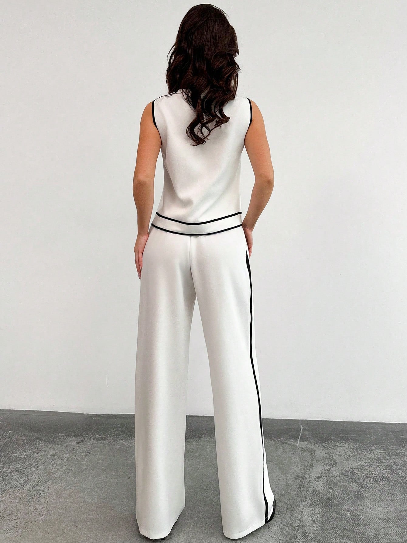 Contrast Trim Sleeveless Pants Set